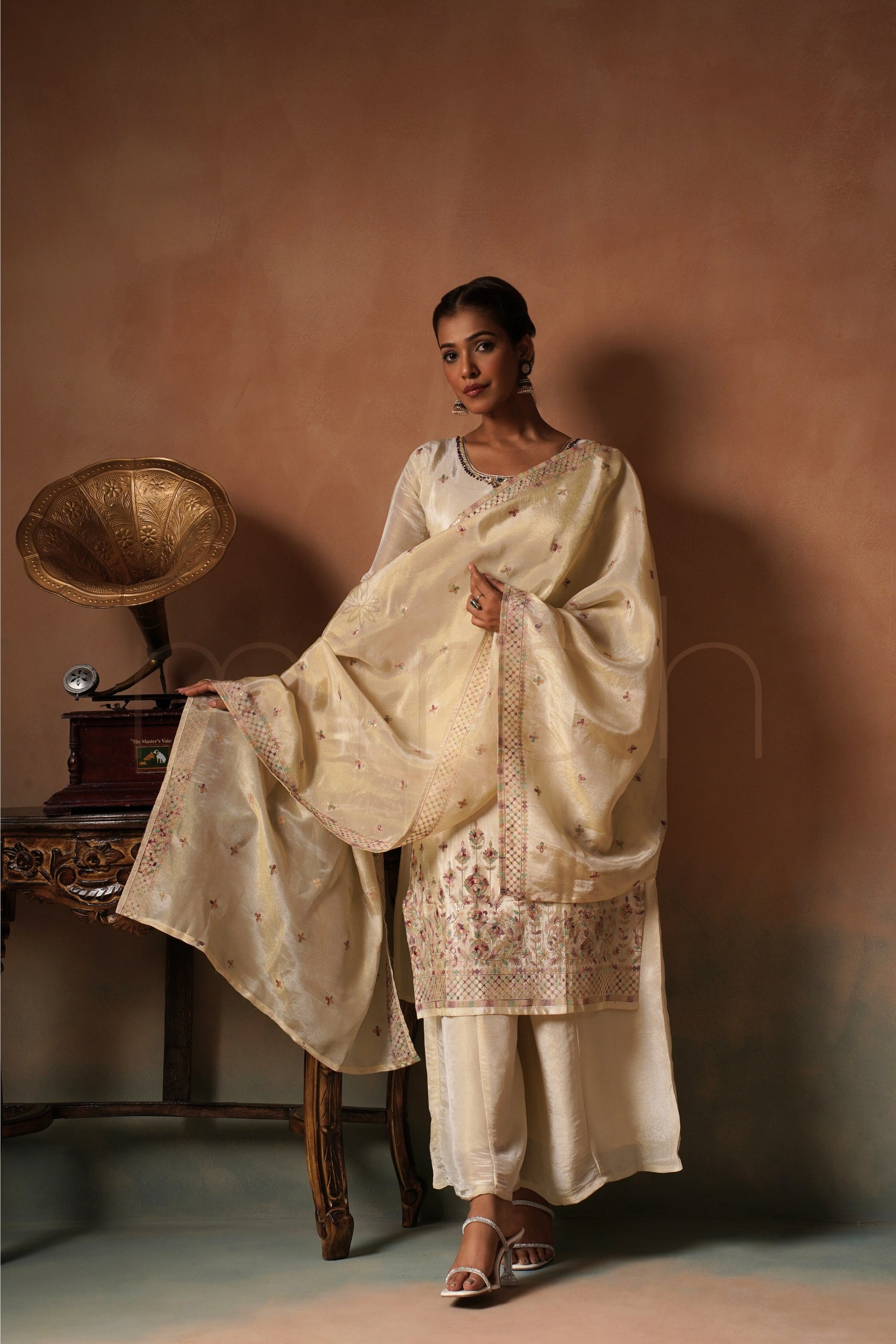 Off-White Shimmer Embroidered Suit Set