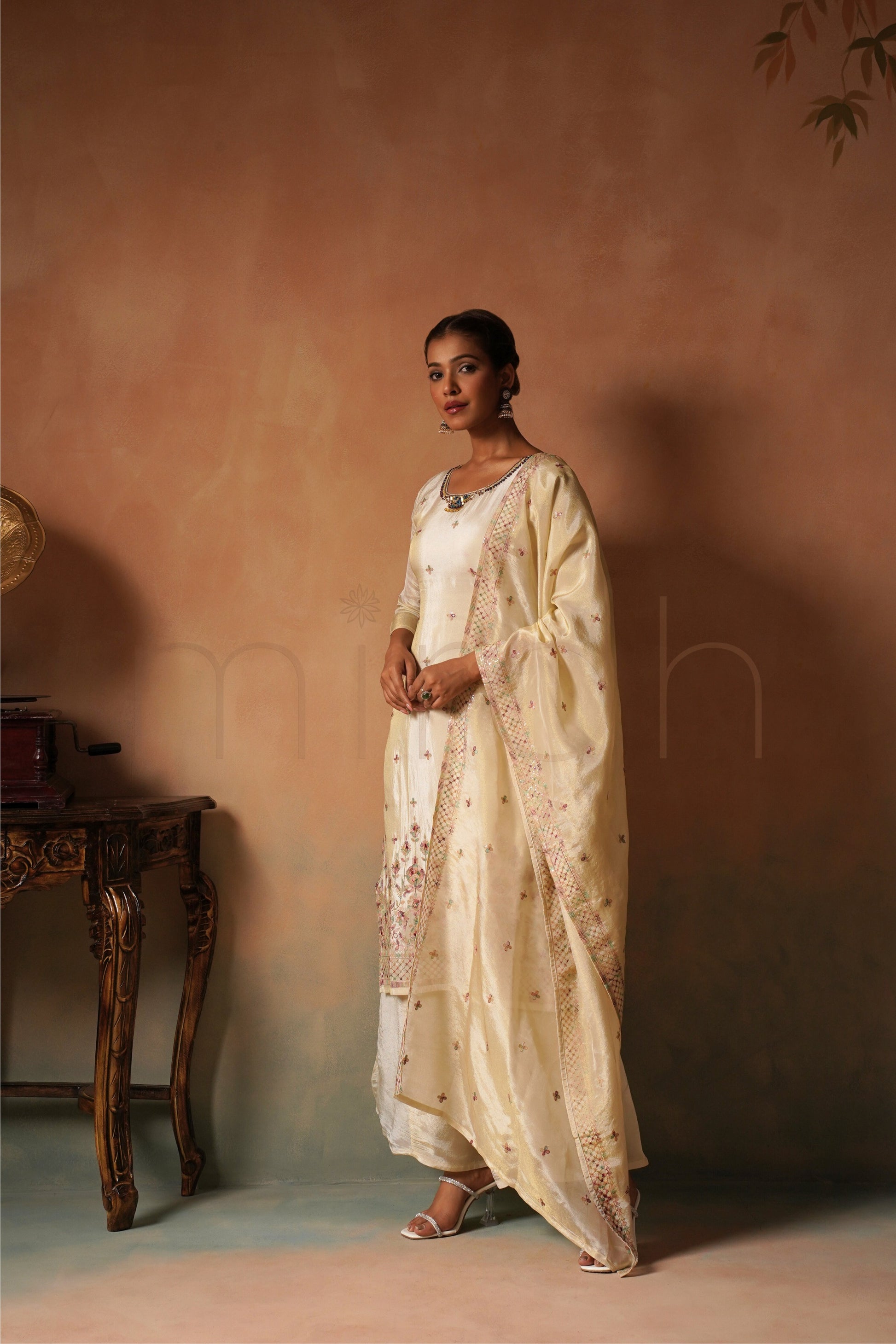 Off-White Shimmer Embroidered Suit Set