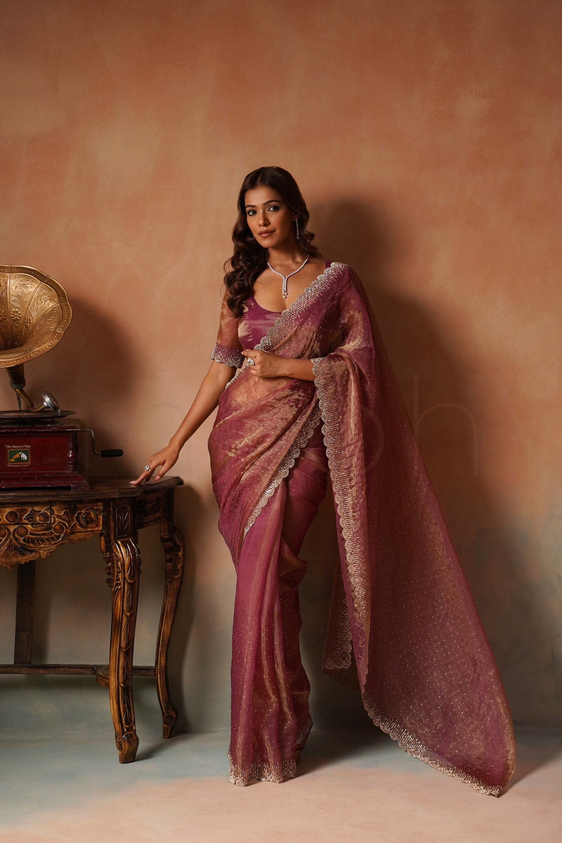 Royal Wine Dust Saree With Scalloped Border