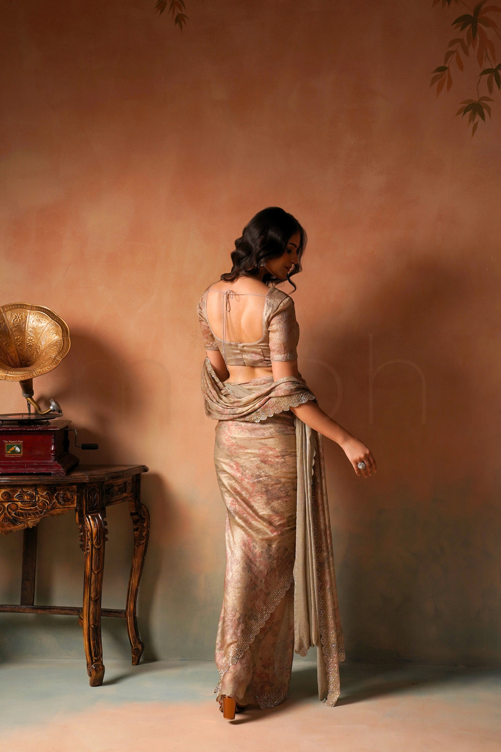 Muted Beige Bloom Floral Print Saree