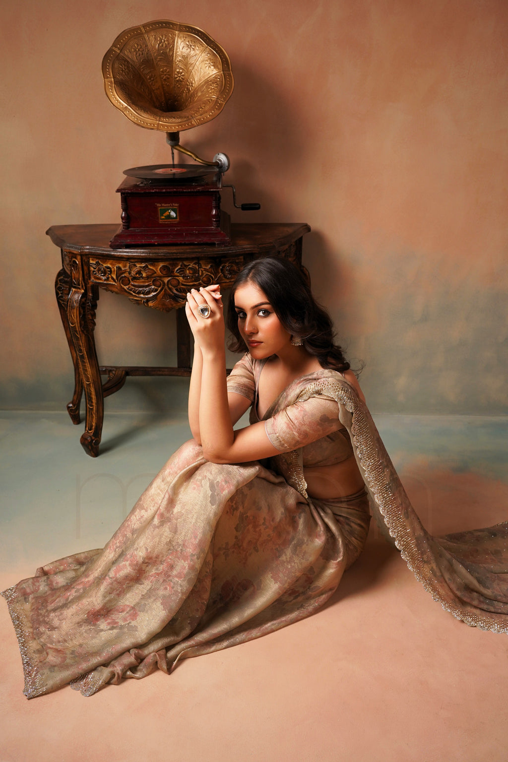 Muted Beige Bloom Floral Print Saree