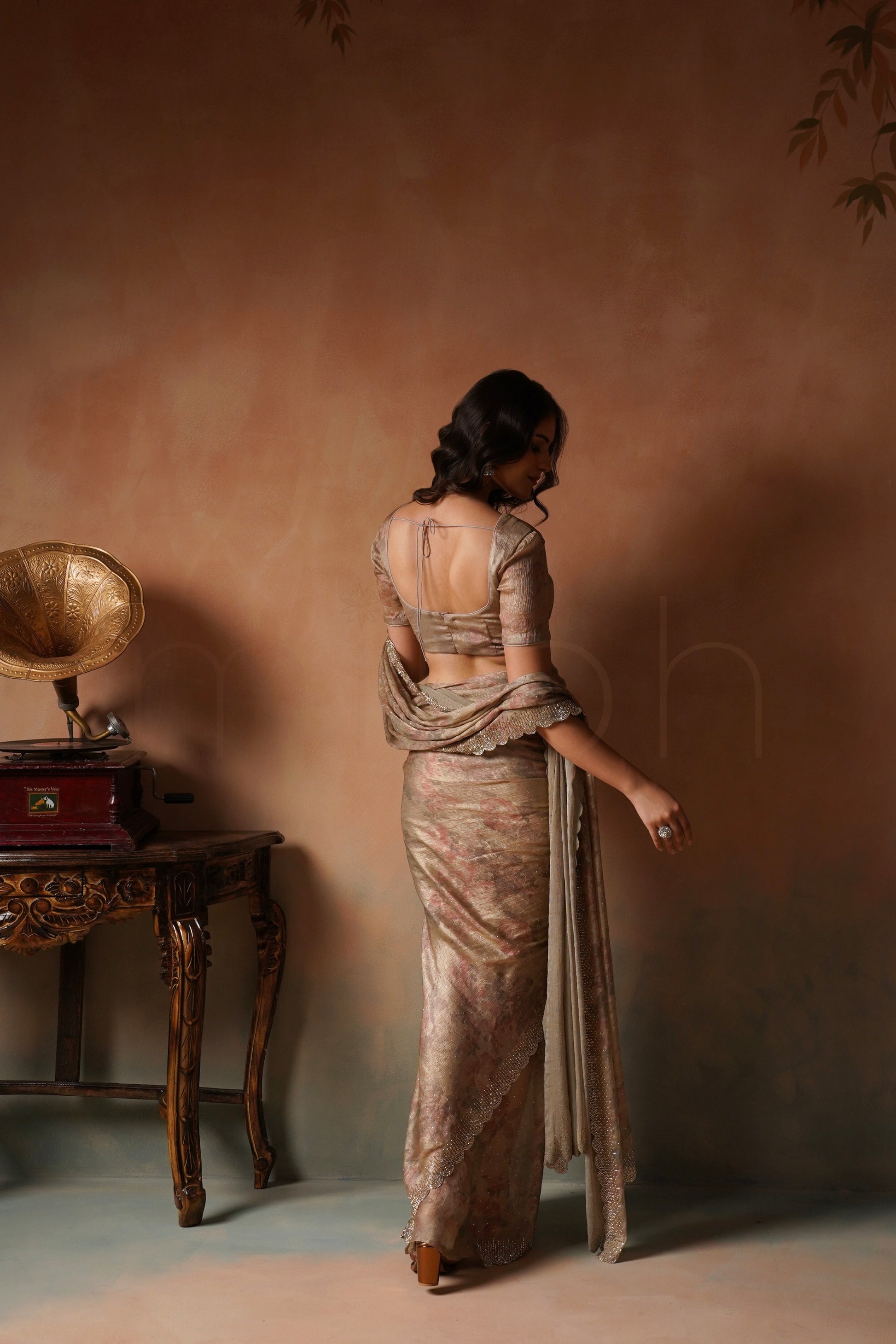 Muted Beige Bloom Floral Print Saree