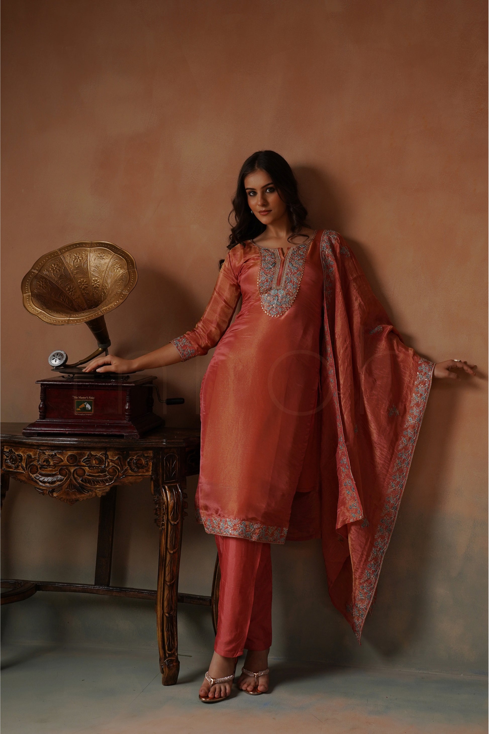 Deep Chestnut Radiance Embroidered Kurti Set