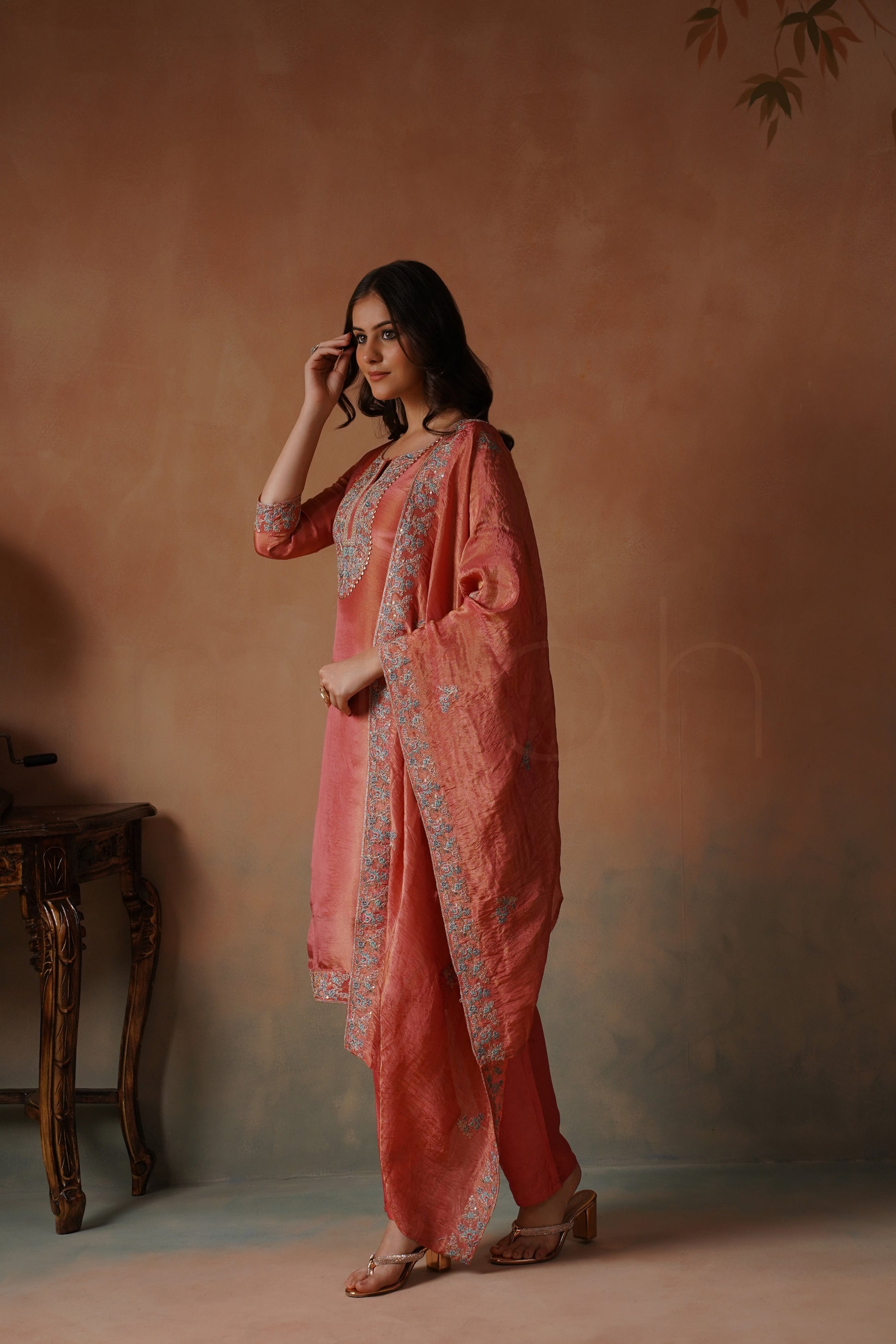 Deep Chestnut Radiance Embroidered Kurti Set