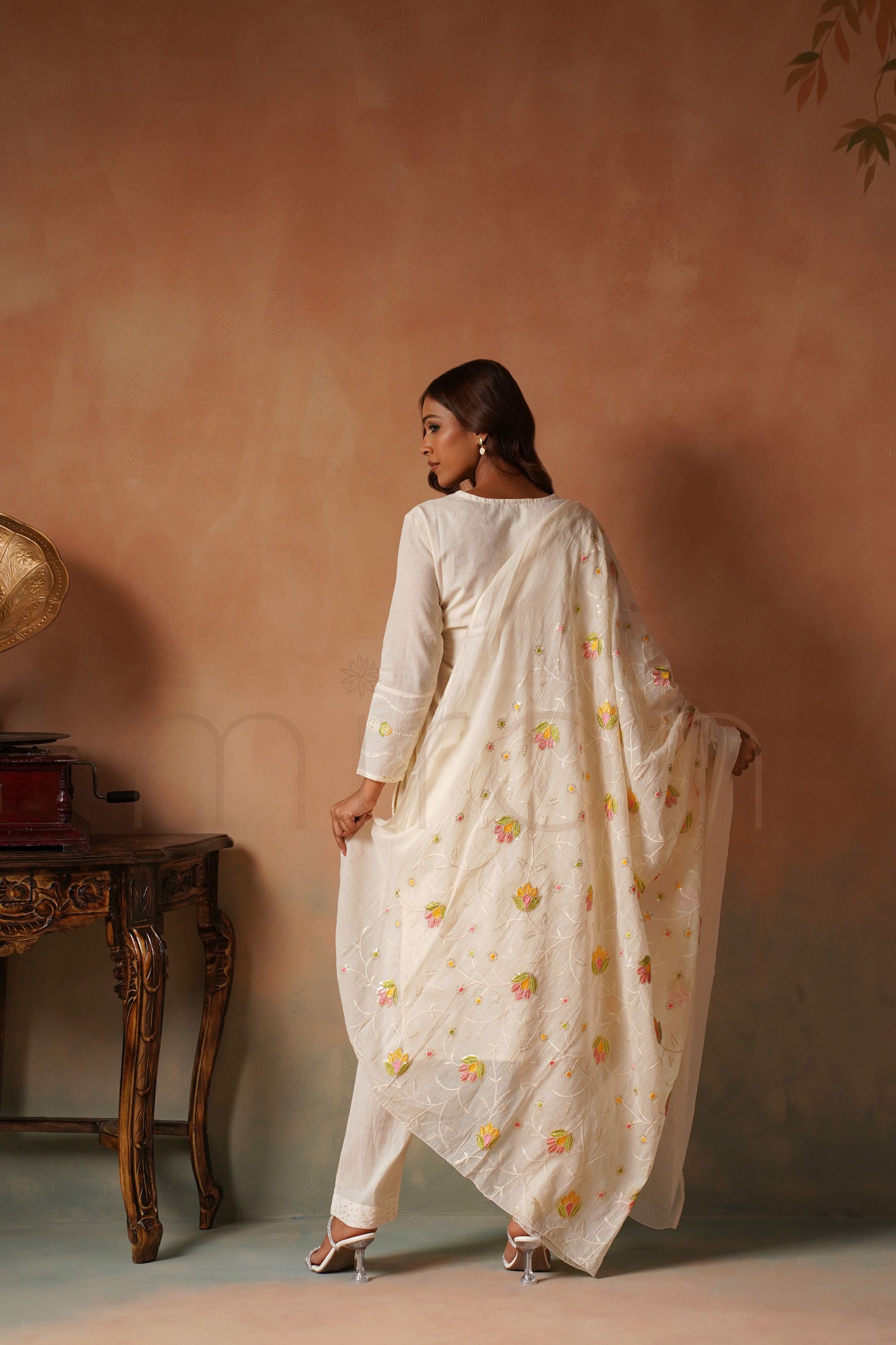 Off-White Embroidered Kurta Set